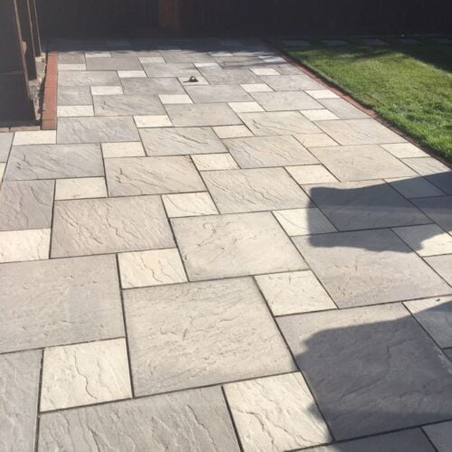 Riven Style concrete paving slabs